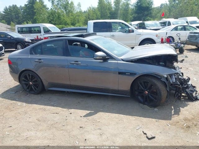 2017 JAGUAR XE 35T R-SPORT 13