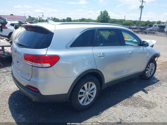2017 KIA SORENTO 2.4L LX 4