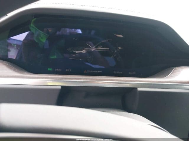 2025 TESLA MODEL X LONG RANGE 19
