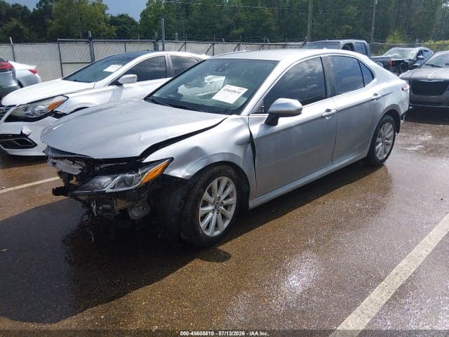 2020 TOYOTA CAMRY LE 2