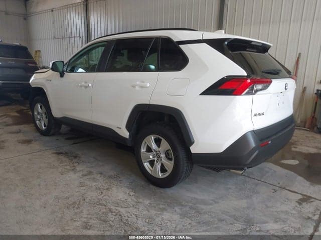 2020 TOYOTA RAV4 HYBRID XLE 3
