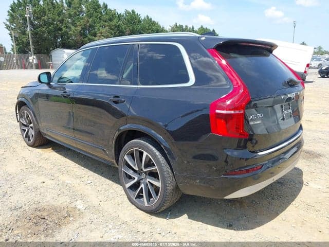 2022 VOLVO XC90 T6 MOMENTUM 7 PASSENGER 3