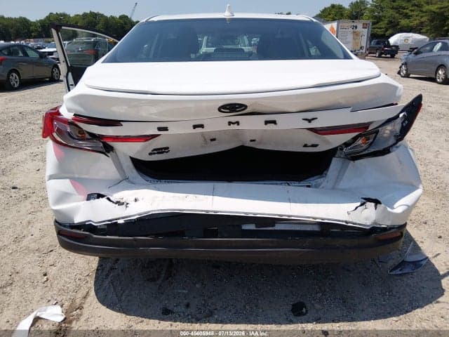 2025 TOYOTA CAMRY LE 6