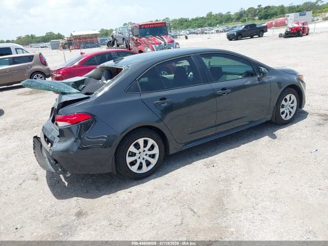 2026 TOYOTA COROLLA LE 4