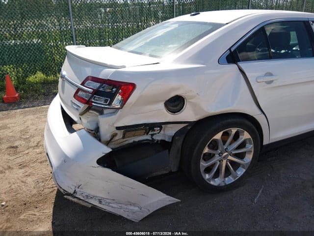 2017 FORD TAURUS LIMITED 6