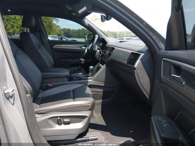 2020 VOLKSWAGEN ATLAS CROSS SPORT 3.6L V6 SEL R-LINE 5