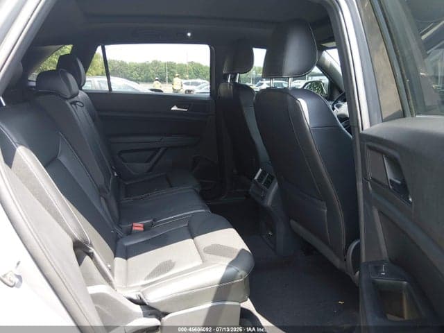 2020 VOLKSWAGEN ATLAS CROSS SPORT 3.6L V6 SEL R-LINE 8