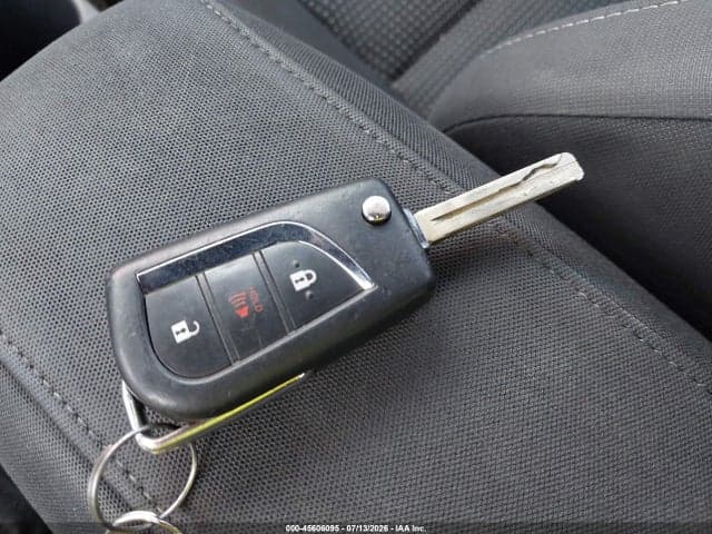 2017 TOYOTA COROLLA IM 11