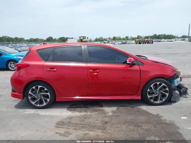 2017 TOYOTA COROLLA IM 14