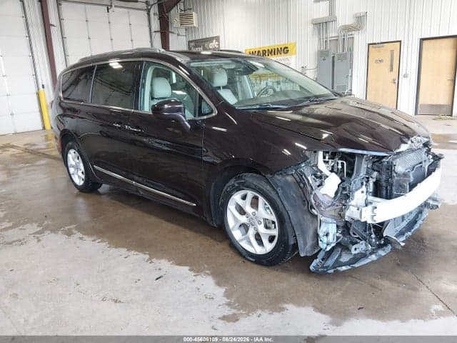 2017 CHRYSLER PACIFICA TOURING-L PLUS 1