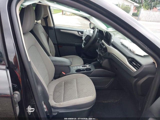 2020 FORD ESCAPE SE 5