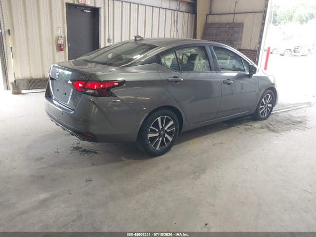 2021 NISSAN VERSA SV XTRONIC CVT 4