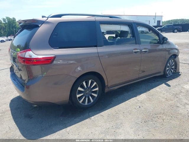 2018 TOYOTA SIENNA LIMITED PREMIUM 7 PASSENGER 4