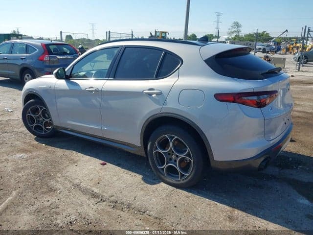 2022 ALFA ROMEO STELVIO TI AWD 3