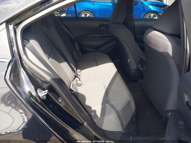 2025 TOYOTA COROLLA LE 8