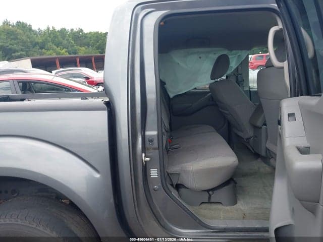 2017 NISSAN FRONTIER SV 8