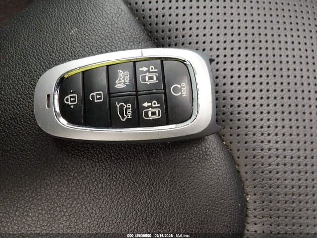 2023 HYUNDAI SANTA FE LIMITED 11