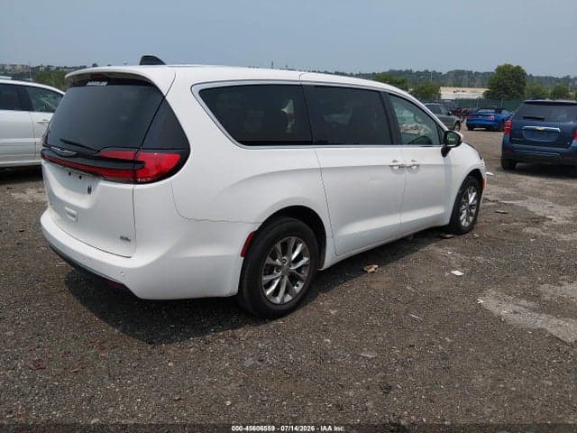 2023 CHRYSLER PACIFICA TOURING L AWD 4
