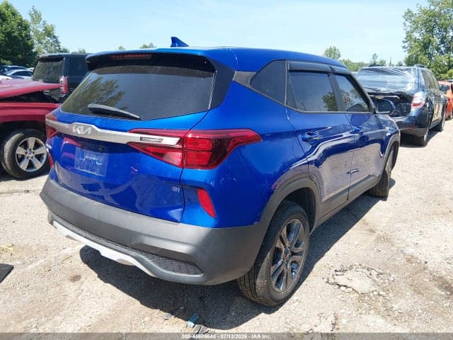 2023 KIA SELTOS LX 4