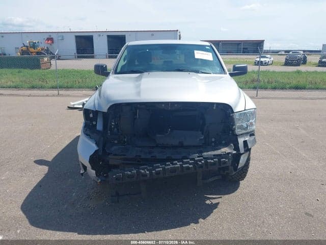 2017 RAM 1500 EXPRESS 4X4 6'4 BOX 13