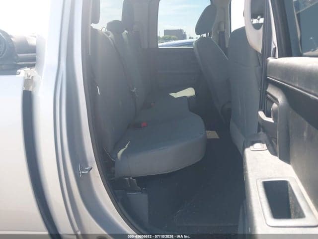 2017 RAM 1500 EXPRESS 4X4 6'4 BOX 8