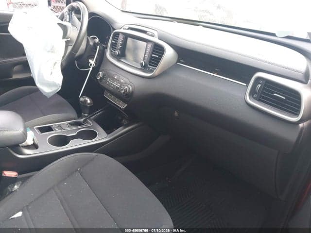 2017 KIA SORENTO 2.4L LX 5