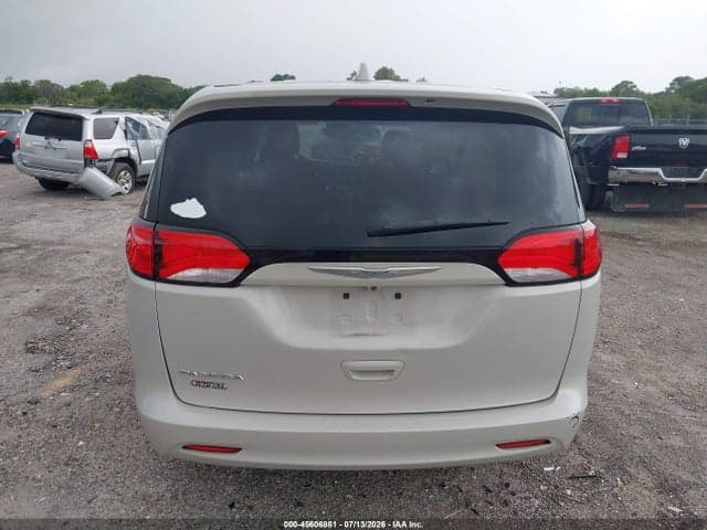 2017 CHRYSLER PACIFICA TOURING 16