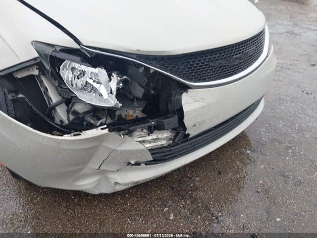 2017 CHRYSLER PACIFICA TOURING 6