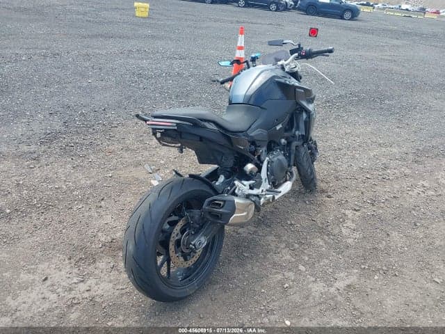 2024 BMW F 900 R 4
