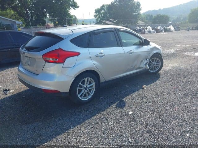 2018 FORD FOCUS SE 4