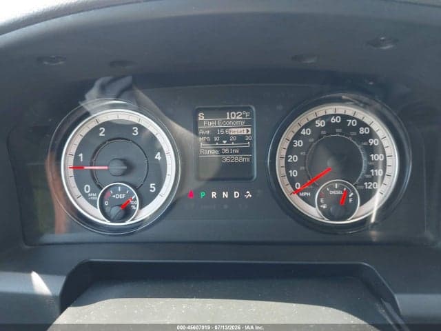 2017 RAM 3500 TRADESMAN 4X4 8' BOX 7