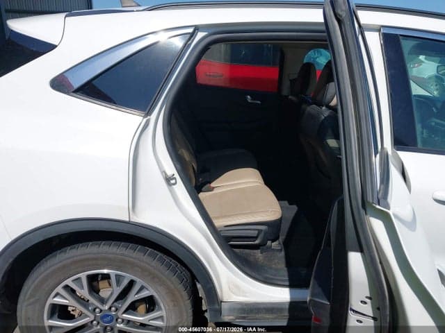 2021 FORD ESCAPE SEL 8