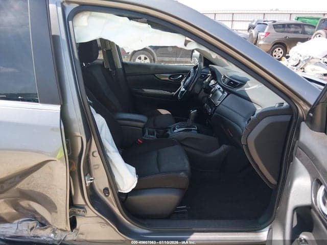 2019 NISSAN ROGUE SV 5