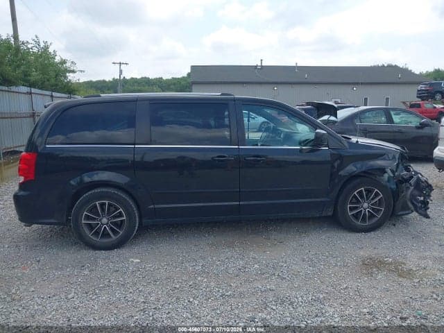 2017 DODGE GRAND CARAVAN SXT 13