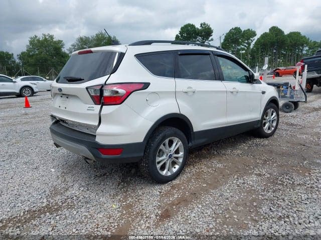 2018 FORD ESCAPE SEL 4