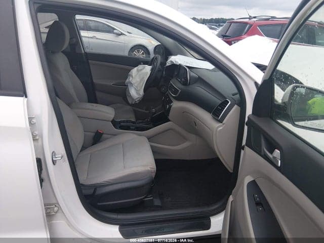 2019 HYUNDAI TUCSON SE 5