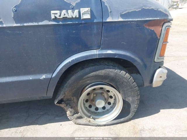 1985 DODGE RAM VAN B250 6