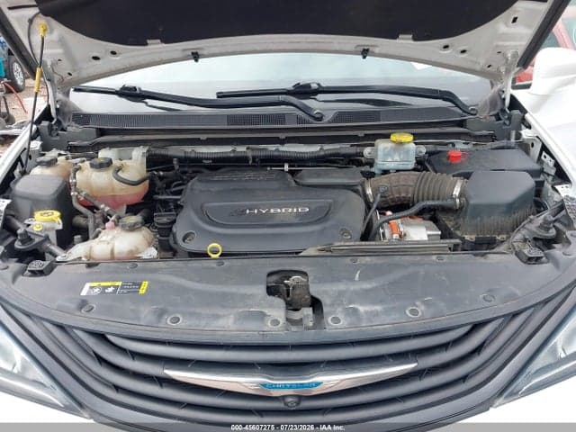 2018 CHRYSLER PACIFICA HYBRID LIMITED 10