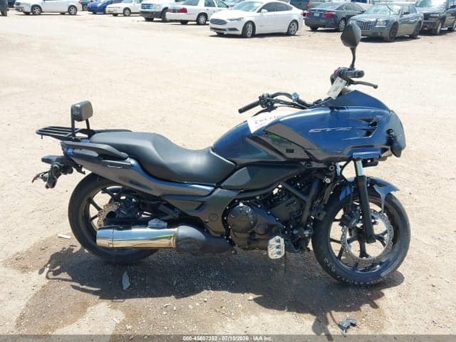 2016 HONDA CTX700 12
