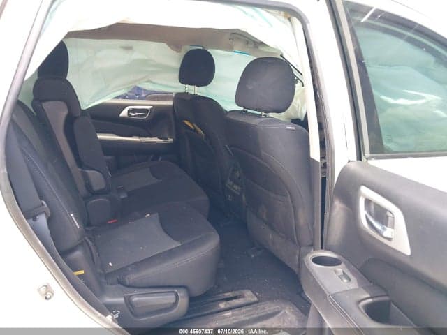 2018 NISSAN PATHFINDER SV 8