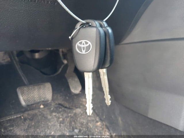 2019 TOYOTA COROLLA LE 11