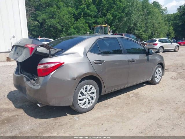 2019 TOYOTA COROLLA LE 4