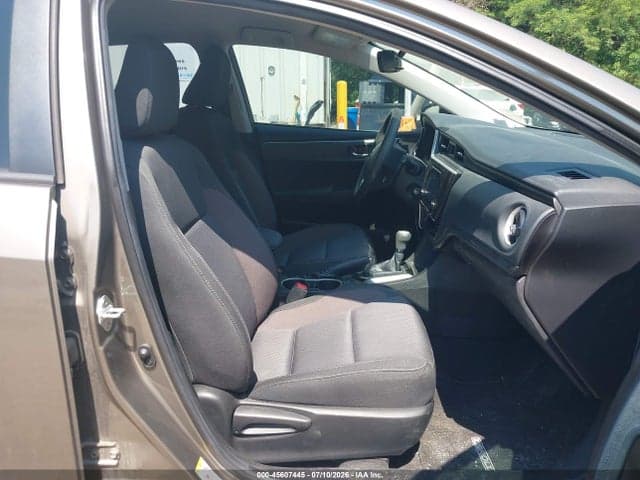 2019 TOYOTA COROLLA LE 5