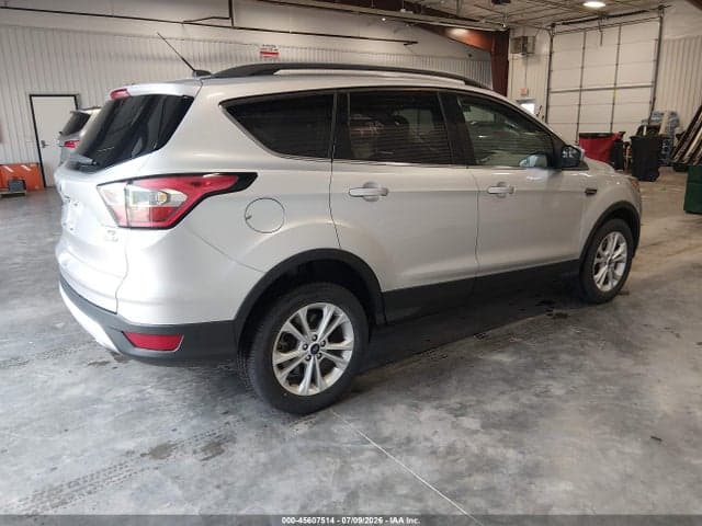 2018 FORD ESCAPE SE 4