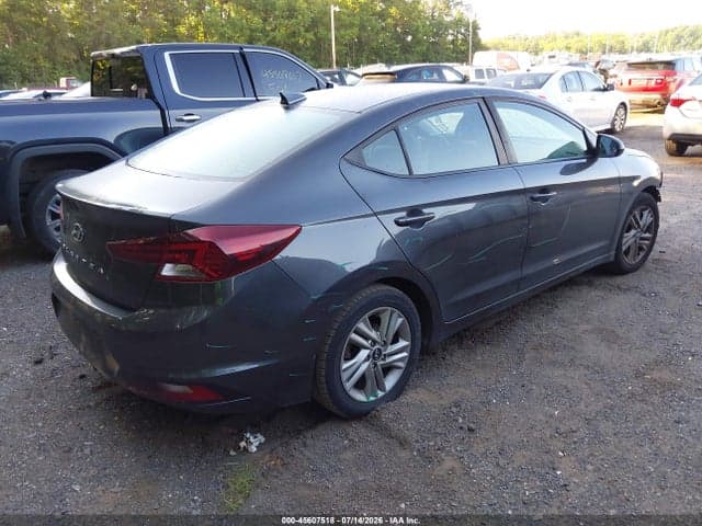 2020 HYUNDAI ELANTRA SEL 4