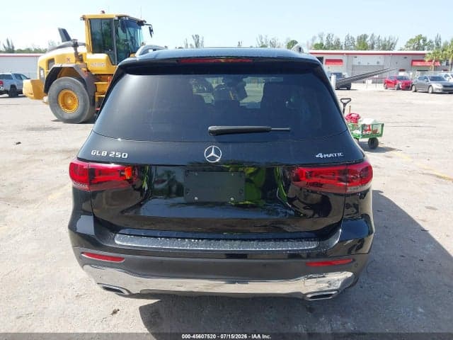 2022 MERCEDES-BENZ GLB 250 4MATIC 16