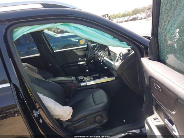 2022 MERCEDES-BENZ GLB 250 4MATIC 5