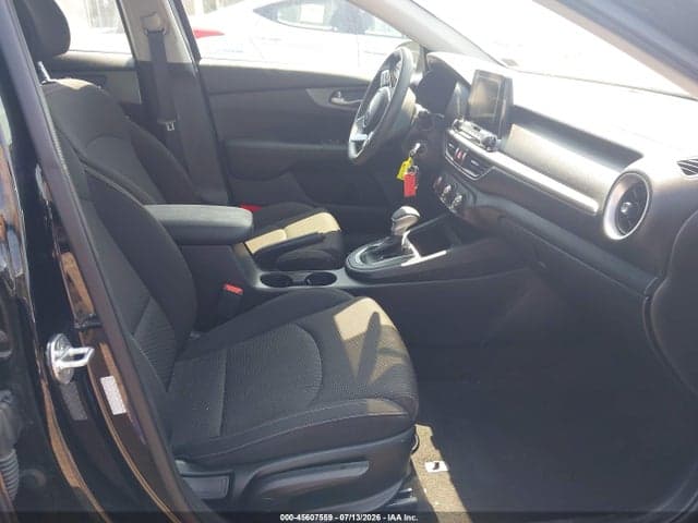 2020 KIA FORTE LXS 5