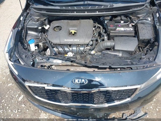2017 KIA FORTE LX 10
