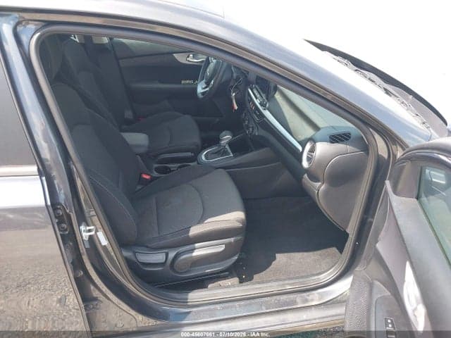 2024 KIA FORTE LX 5